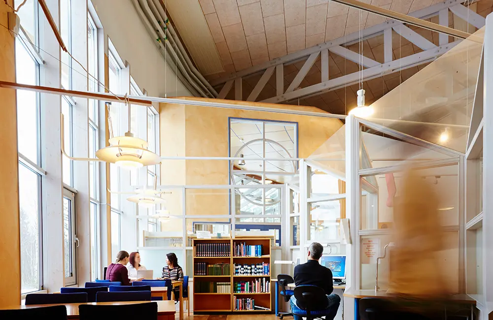 Biblioteket på Nässjöakademin