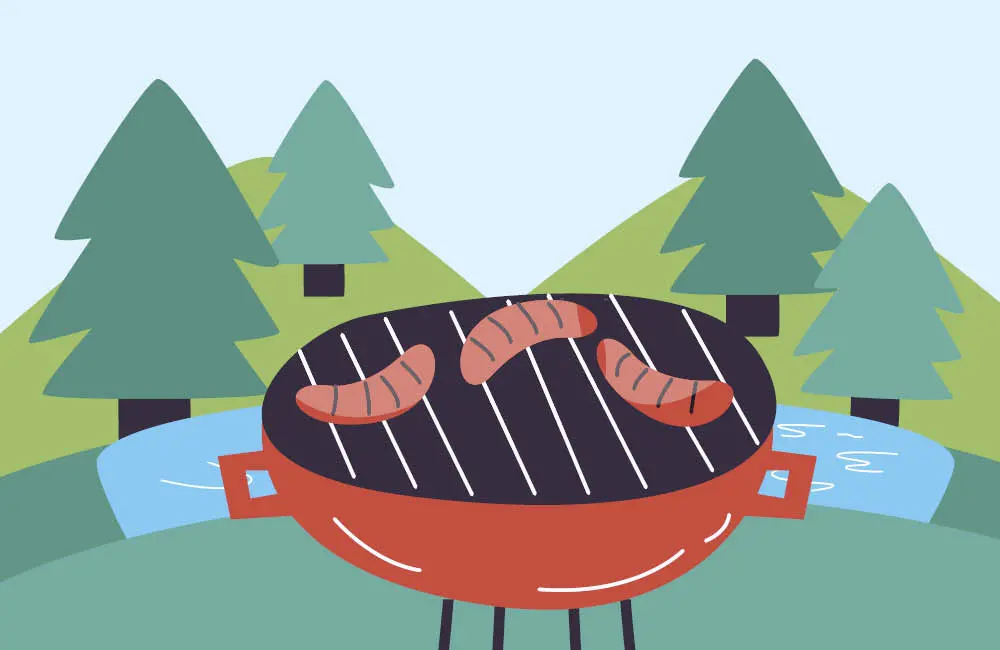 Illustration av en grill med tre korvar, granar och en sjö.