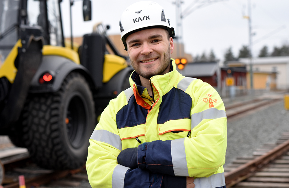Bild på Per Jonsson som studerar till kontaktledningstekniker.